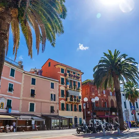Sea And Garden In Sestri Levante - Happy Rentals *