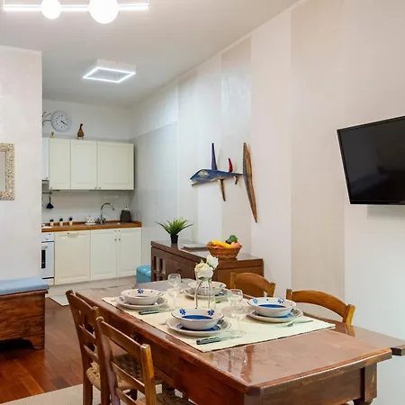 Sea And Garden - Happy Apartment